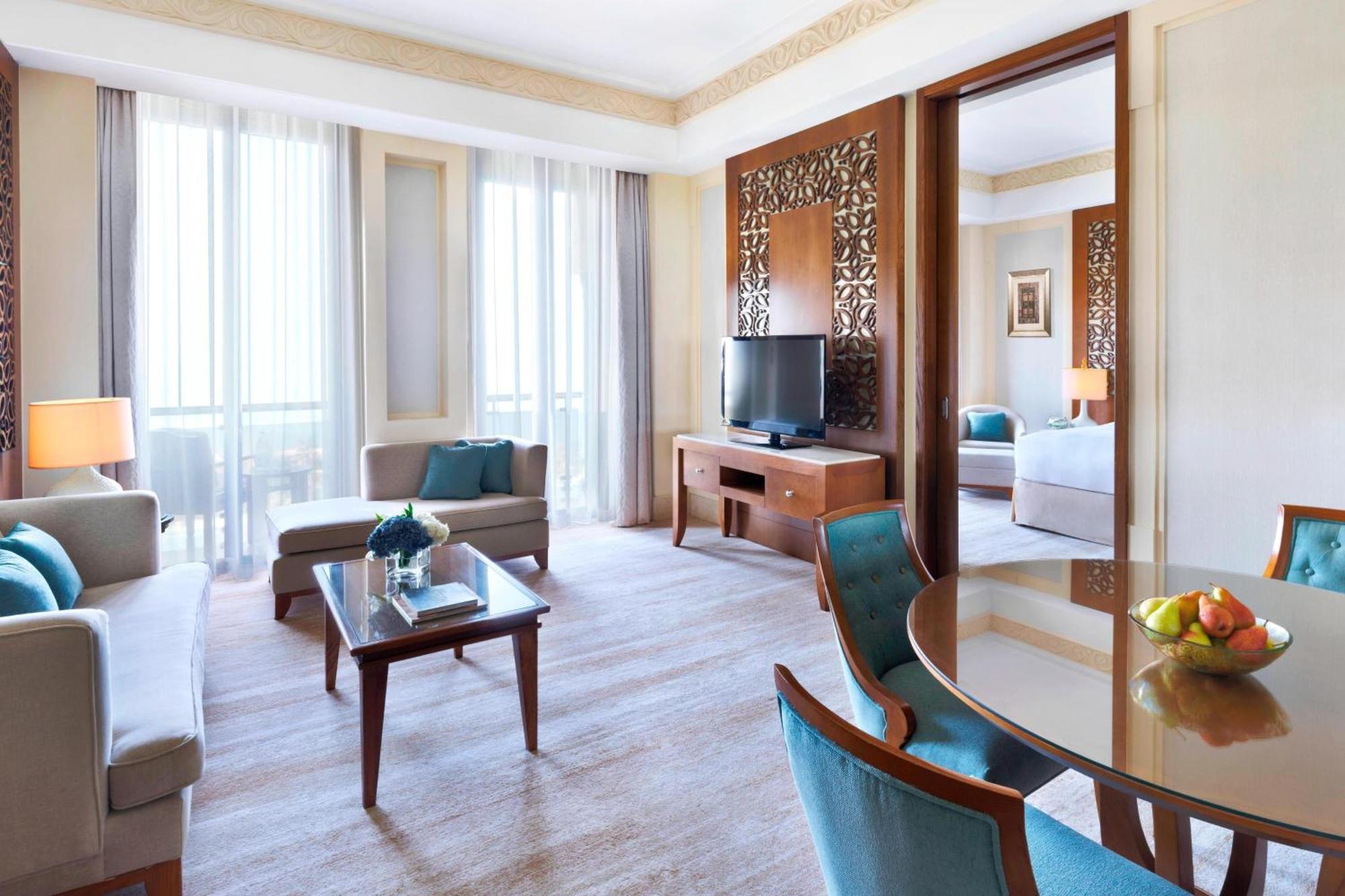 Al Bustan Palace, A Ritz-Carlton Hotel Маскат Екстер'єр фото Suite at the hotel